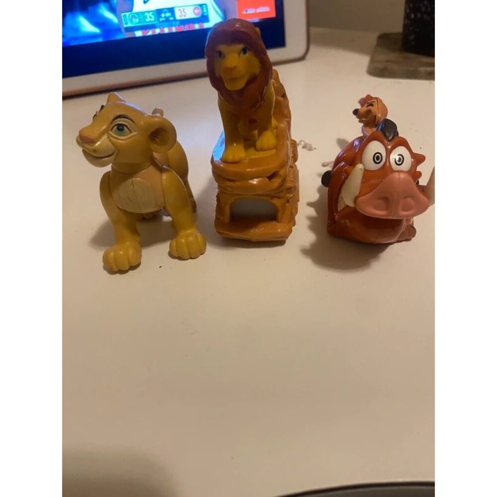 Lot of 3 Lion king toys